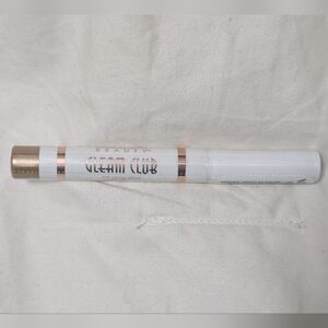 NEW Kardashian Beauty Glam Club Eye Crayon - 140